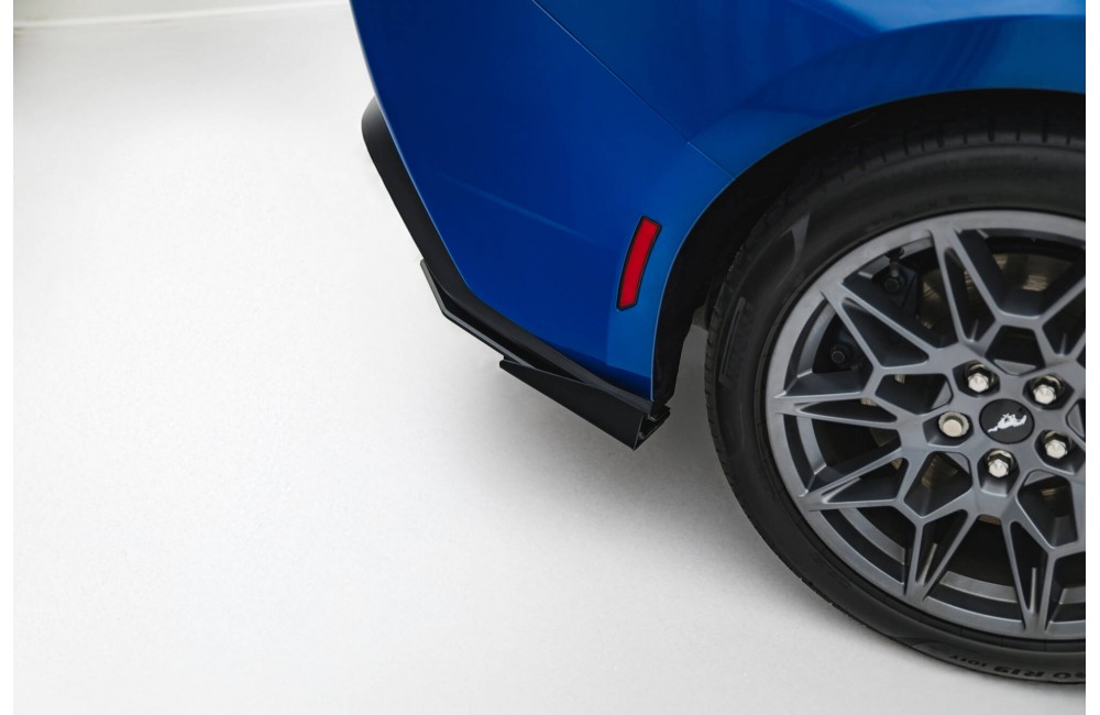 Street Pro Rear Side Splitters + Flaps Ford Mustang GT Mk7 - Black + Gloss Flaps