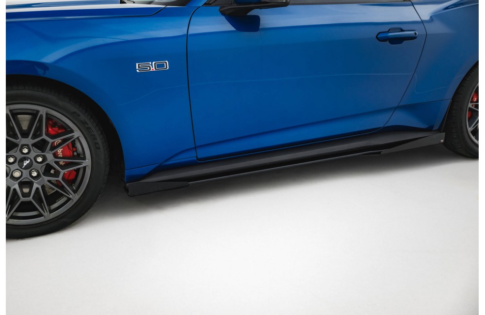 Street Pro Side Skirts Diffusers + Flaps Ford Mustang GT Mk7 - Black + Gloss Flaps Street Pro Side Skirts Diffusers + Flaps Ford Mustang GT Mk7 - Black + Gloss Flaps