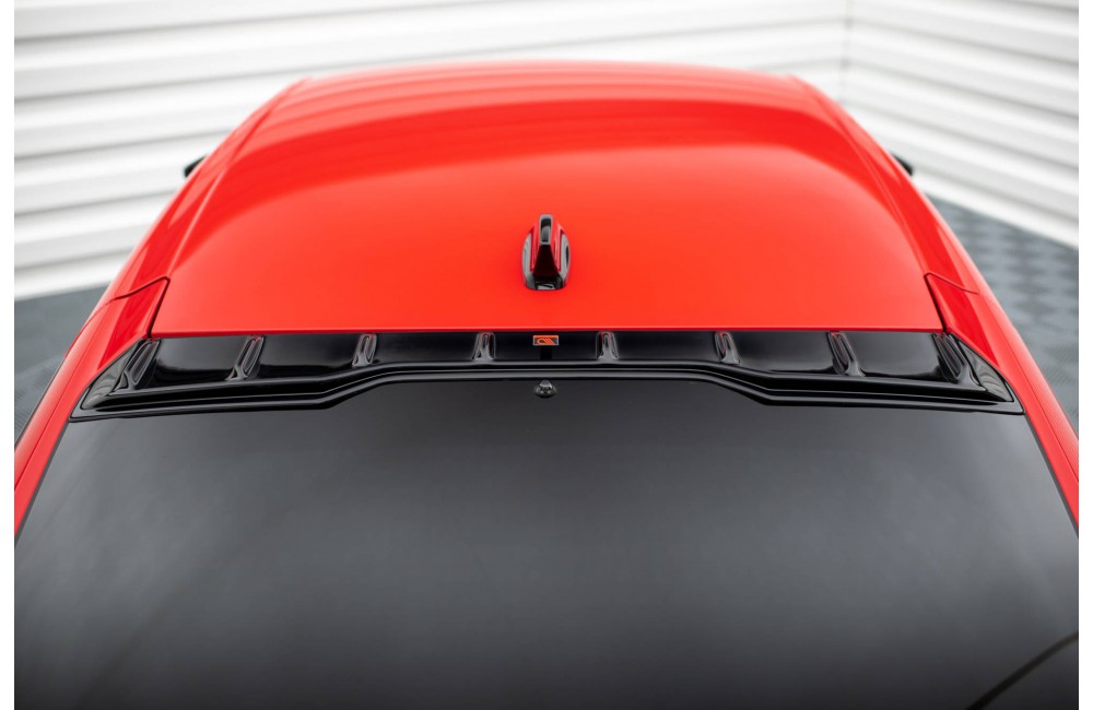 The extension of the rear window Honda Civic Type-R Mk 11