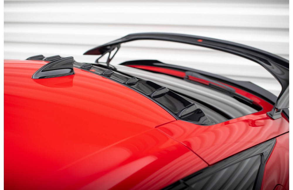 The extension of the rear window Honda Civic Type-R Mk 11