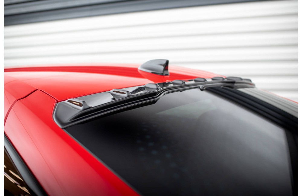 The extension of the rear window Honda Civic Type-R Mk 11