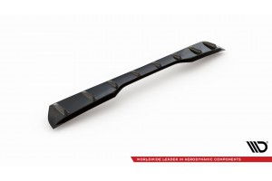 The extension of the rear window Honda Civic Type-R Mk 11