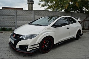 RACING SIDE SKIRTS DIFFUSERS HONDA CIVIC IX TYPE R