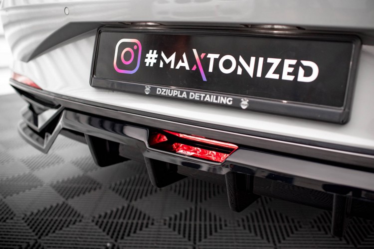 Πίσω splitter (με κατακόρυφες ράβδους) Hyundai Elantra Mk7