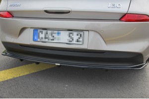 Rear Splitter (WITH VERTICAL BARS) HYUNDAI I30 MK3 HATCHBACK