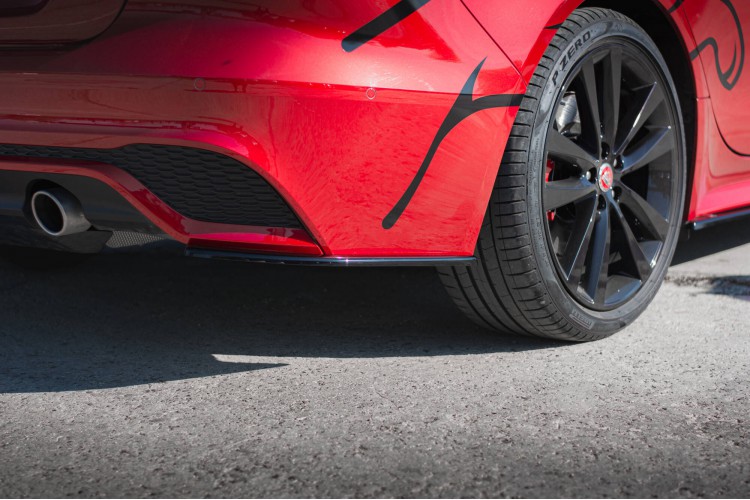 Πίσω Πλευρικοί Splitters Jaguar XE R-Dynamic X760 Facelift
