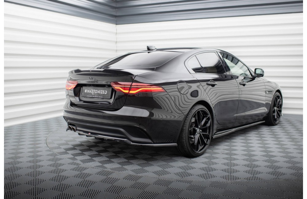 Set of Splitters Jaguar XE X760 Facelift