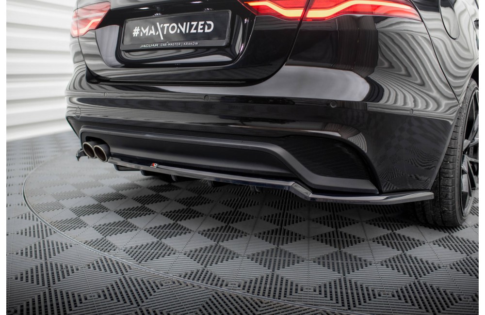 Set of Splitters Jaguar XE X760 Facelift