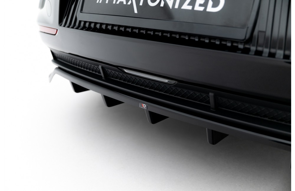 Rear Splitter (with vertical bars) Kia EV6 Mk1