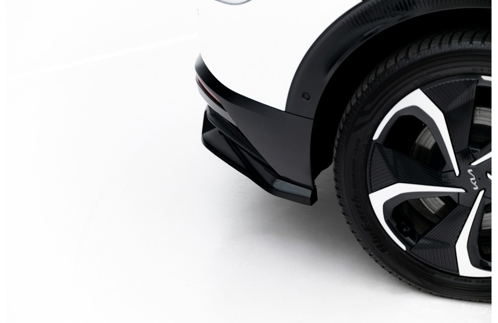 Rear Splitter (with vertical bars) Kia EV6 Mk1