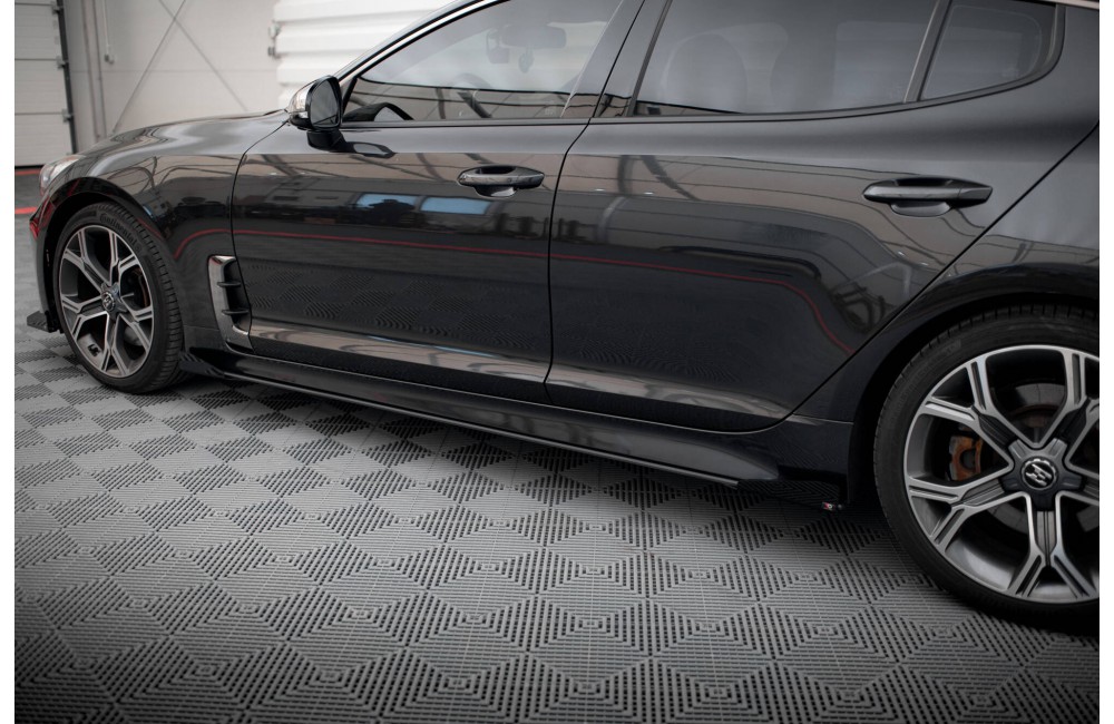 Street Pro Side Skirts Diffusers + Flaps Kia Stinger GT / GT-Line / Standard Mk1 - Black + Gloss Flaps Street Pro Side Skirts Diffusers + Flaps Kia Stinger GT / GT-Line / Standard Mk1 - Black + Gloss Flaps
