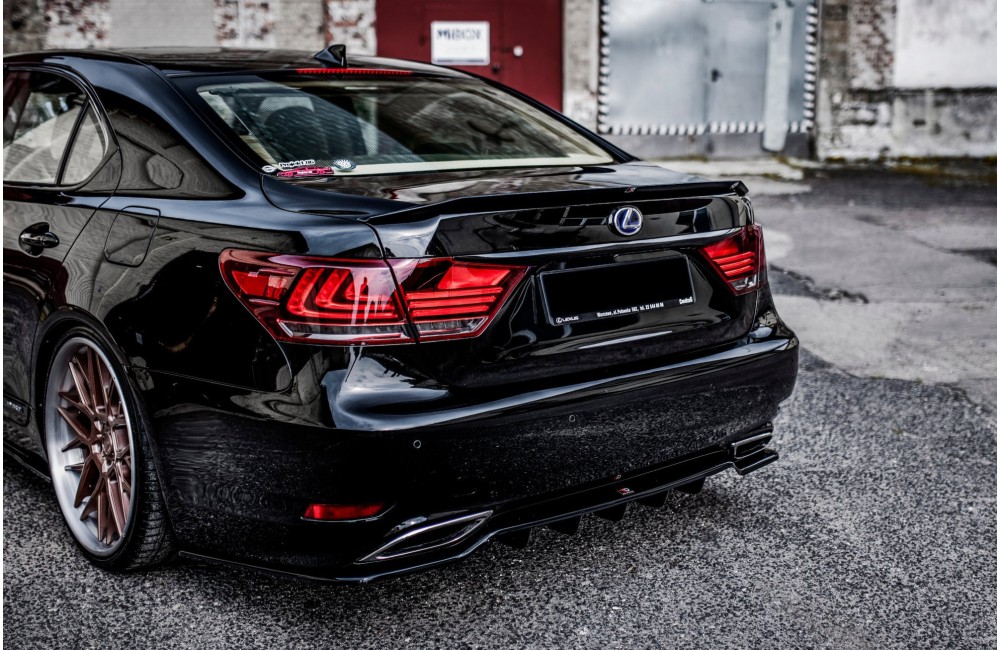 Spoiler Cap Lexus LS Mk4 Facelift