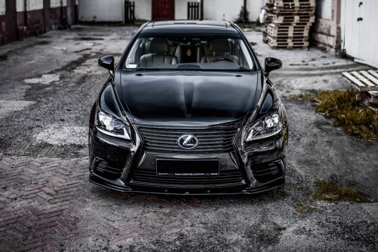 Πρόσθιο Splitter Lexus LS Mk4 Facelift