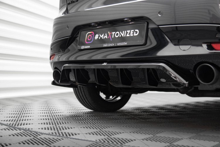 Οπίσθιο Splitter (με κατακόρυφες ράβδους) Mazda 3 Mk4