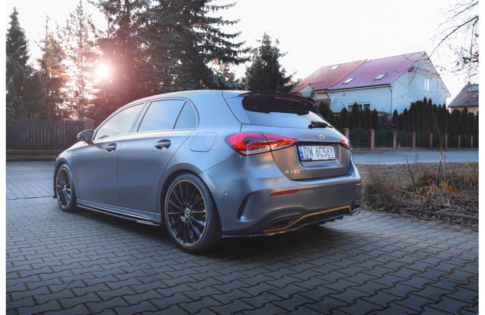 Rear Splitter (with vertical bars) Mercedes-Benz A Hatchback AMG Line W177