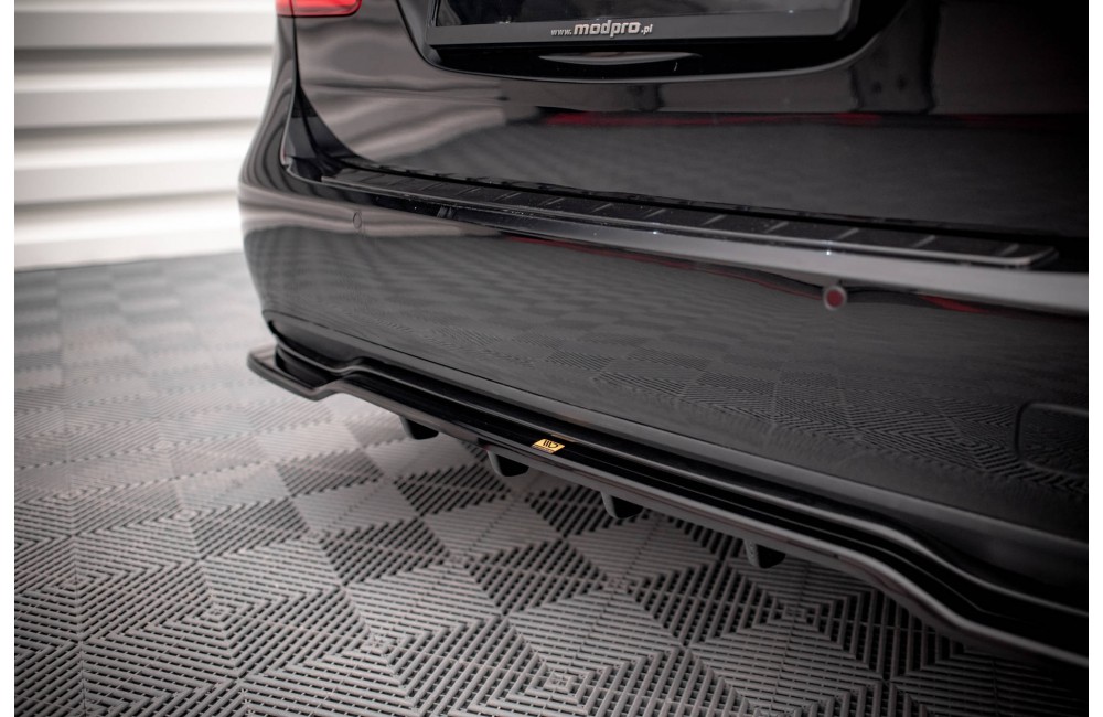 Rear Splitter (with vertical bars) Mercedes-Benz B W246 Facelift