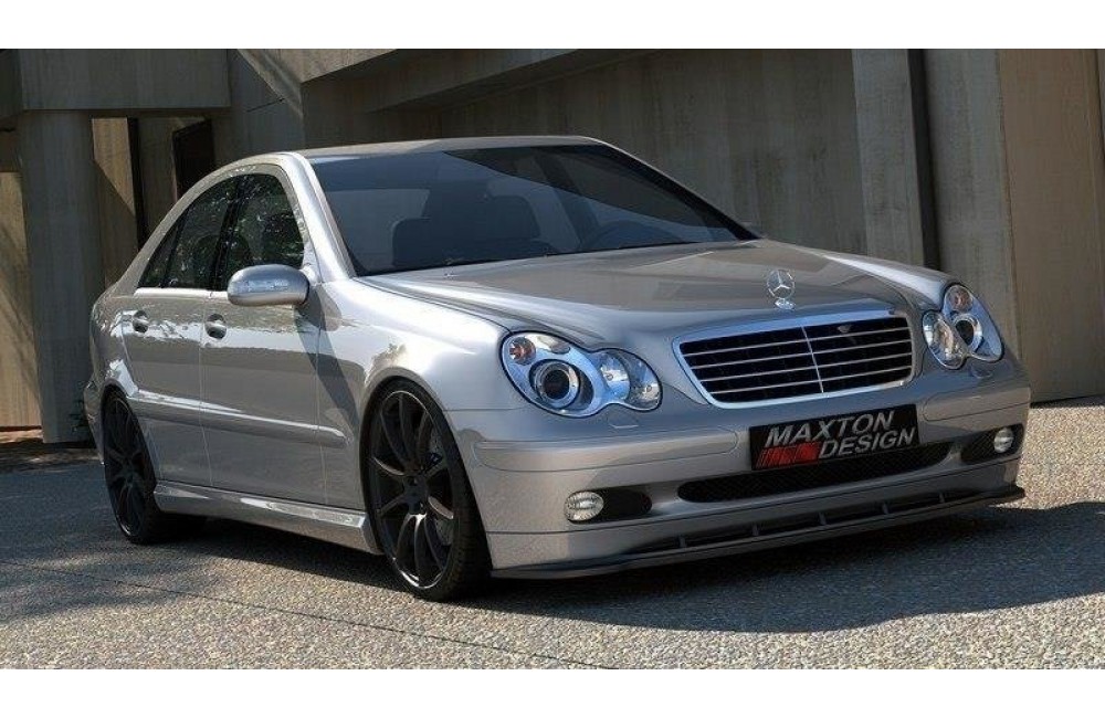 FRONT SPLITTER (FOR STANDARD VERSION) 2000-2003 FRONT SPLITTER (FOR STANDARD VERSION) 2000-2003