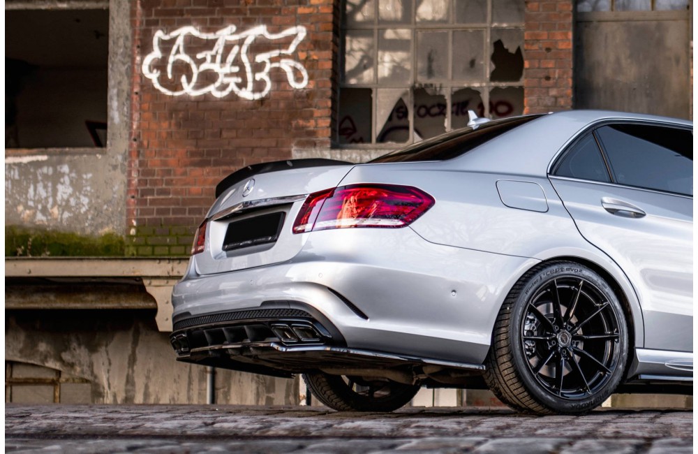 Spoiler Cap Mercedes-Benz E63 AMG / AMG-Line / Standard Sedan W212 Facelift Spoiler Cap Mercedes-Benz E63 AMG / AMG-Line / Standard Sedan W212 Facelift