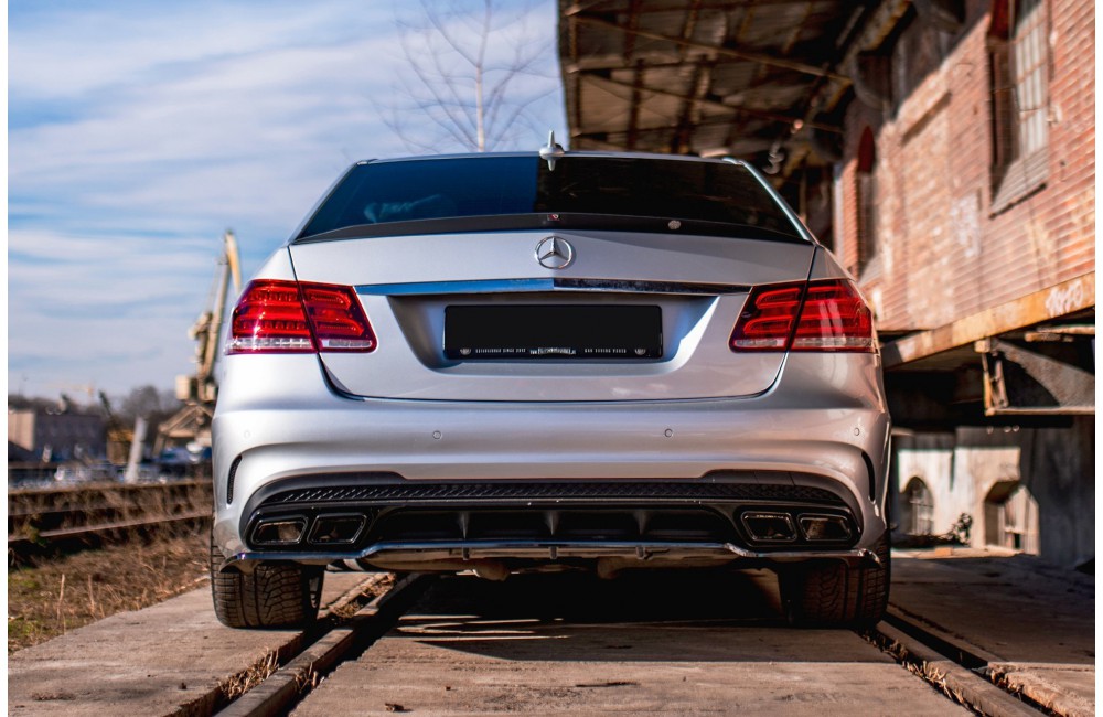 Spoiler Cap Mercedes-Benz E63 AMG / AMG-Line / Standard Sedan W212 Facelift Spoiler Cap Mercedes-Benz E63 AMG / AMG-Line / Standard Sedan W212 Facelift