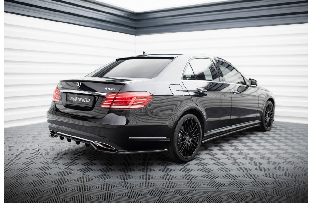Rear Splitter (with vertical bars) Mercedes-Benz E W212 Facelift