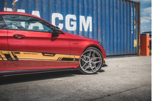 Street Pro Side Skirts Diffusers + Flaps Mercedes-AMG C43 Coupe C205 - Black + Gloss Flaps Street Pro Side Skirts Diffusers + Flaps Mercedes-AMG C43 Coupe C205 - Black + Gloss Flaps