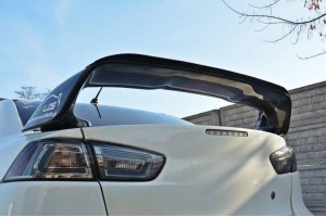 SPOILER CAP Mitsubishi Lancer Evo X SPOILER CAP Mitsubishi Lancer Evo X