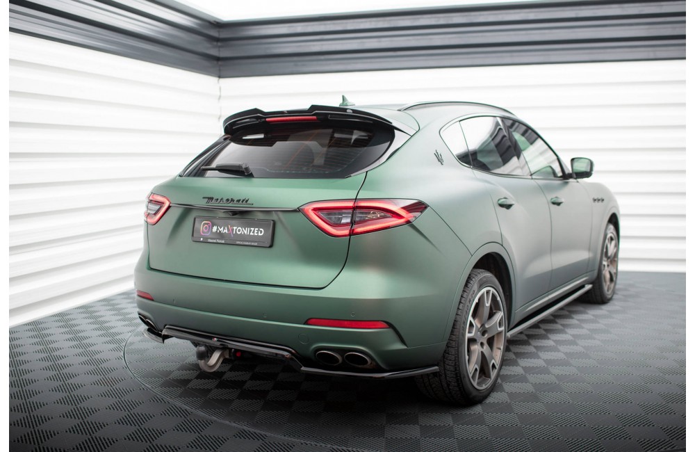Rear Splitter (with vertical bars) Maserati Levante Mk1