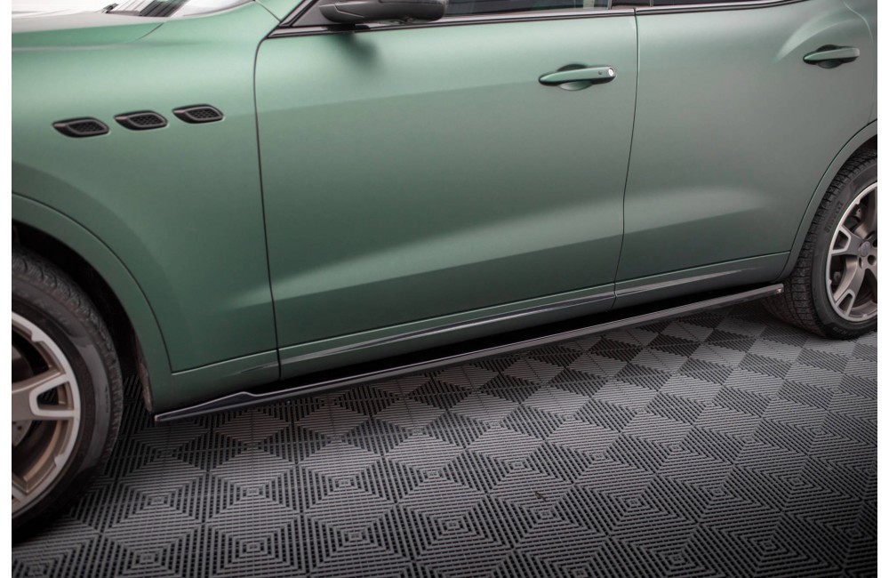 Side Skirts Diffusers Maserati Levante Mk1