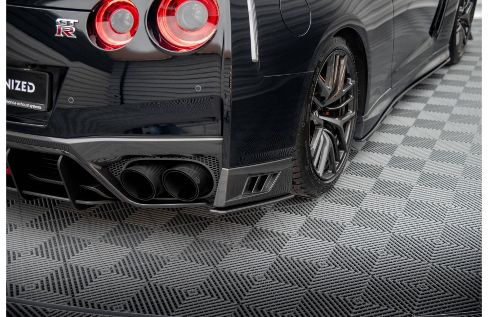 Street Pro Rear Side Splitters Nissan GTR R35 Facelift - Black Street Pro Rear Side Splitters Nissan GTR R35 Facelift - Black