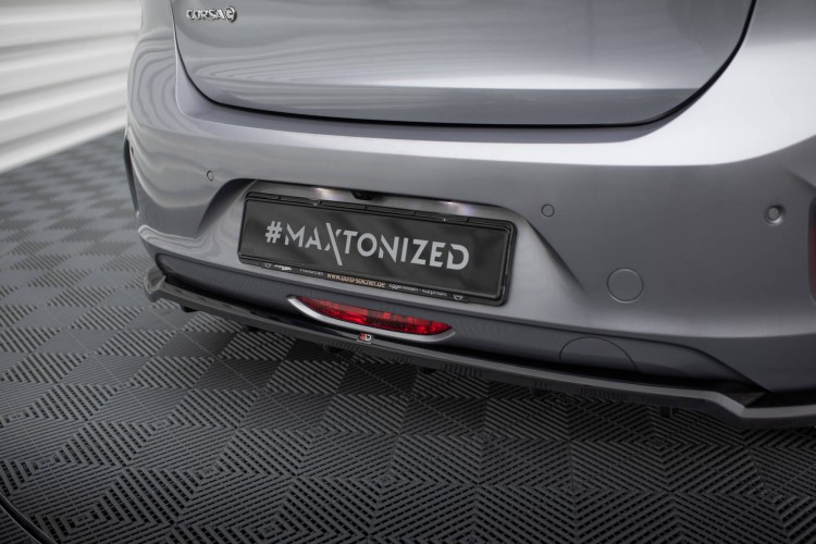 Πίσω splitter (με κατακόρυφες ράβδους) Opel Corsa - e F (Mk6)