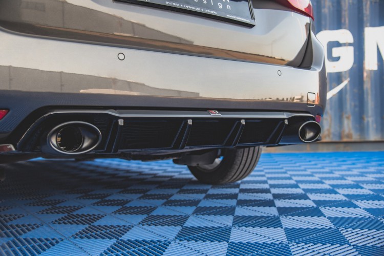 Κάτω τμήμα πίσω προφυλακτήρα + Exhaust Ends Imitation Peugeot 308 SW Mk2  - 