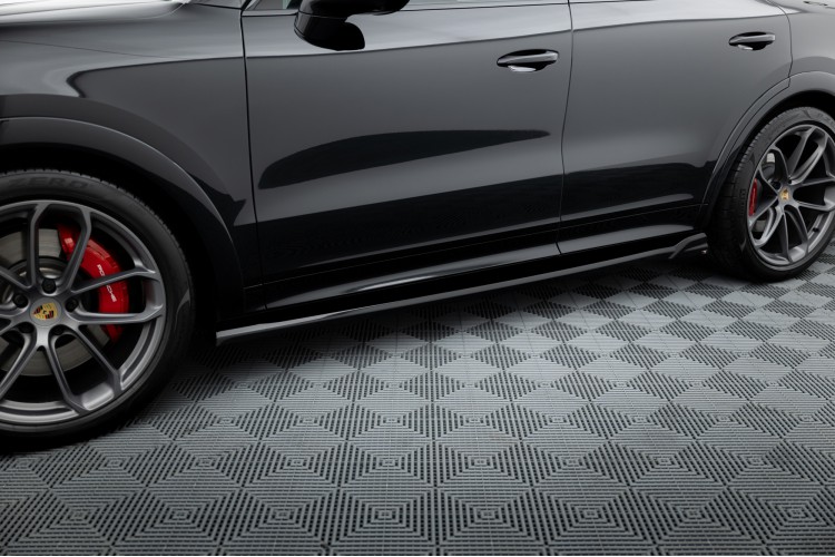 Side Skirts Diffusers V.2 Porsche Cayenne SUV / Coupe Mk3 Facelift