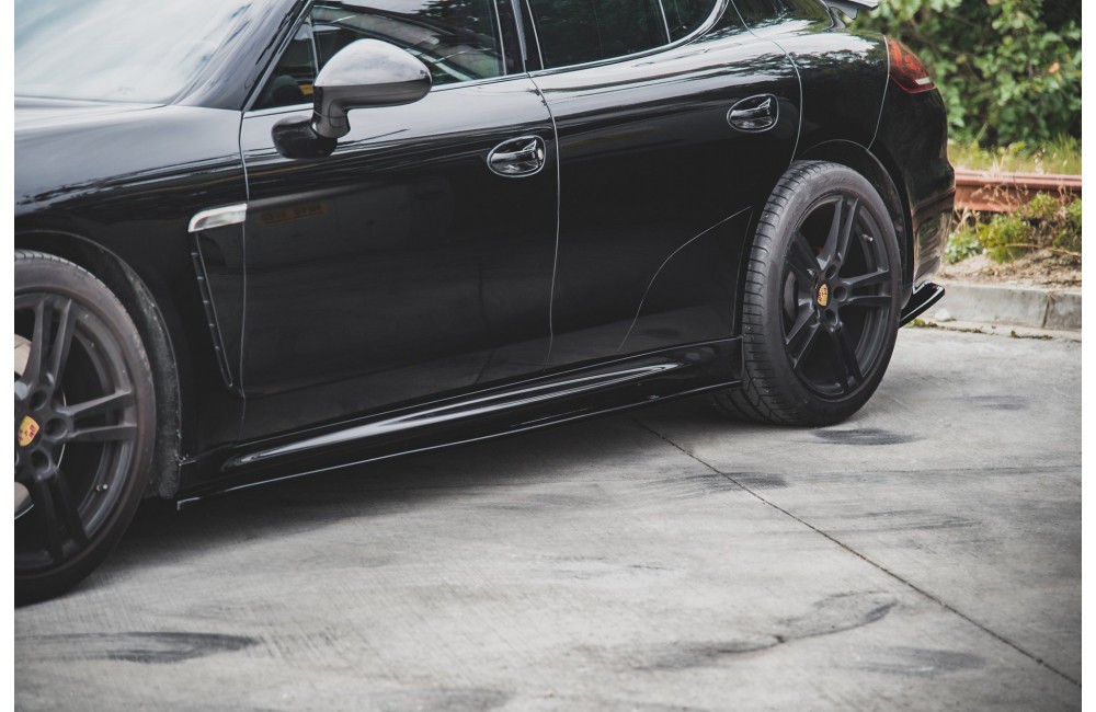 Side Skirts Diffusers V.2 Porsche Panamera Turbo 970 Facelift Side Skirts Diffusers V.2 Porsche Panamera Turbo 970 Facelift