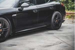 Side Skirts Diffusers V.2 Porsche Panamera Turbo 970 Facelift Side Skirts Diffusers V.2 Porsche Panamera Turbo 970 Facelift