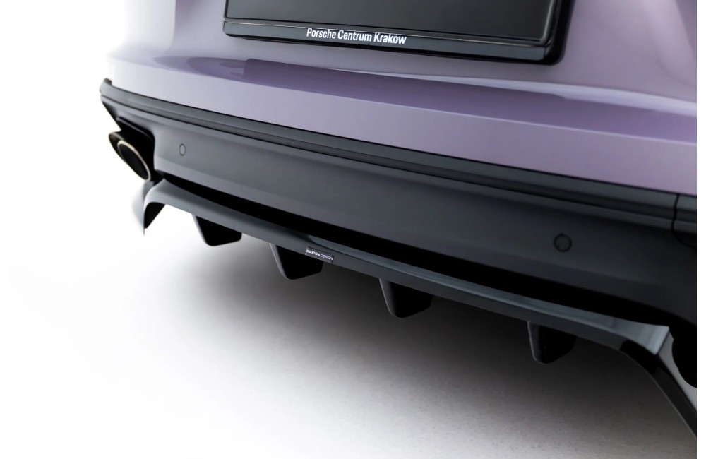 Rear Splitter (with vertical bars) Porsche Panamera 4 / 4S E-Hybrid / 4 E-Hybrid 972