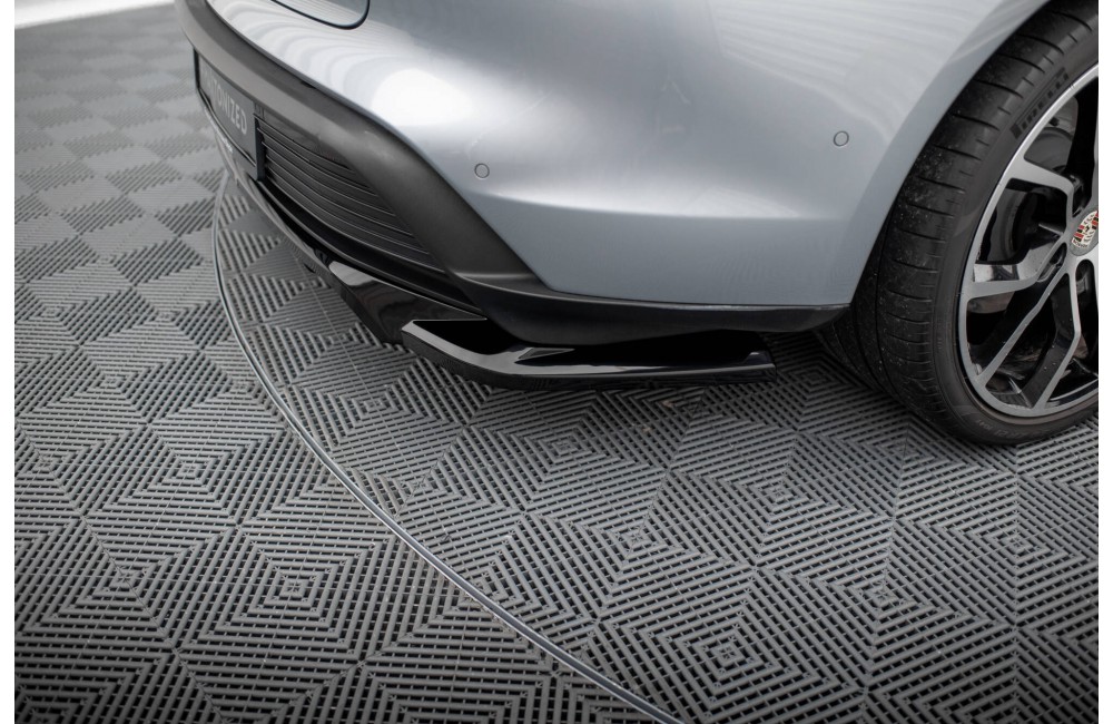 Rear Splitter (with vertical bars) Porsche Taycan / Taycan 4 / Taycan 4S / Taycan GTS Mk1