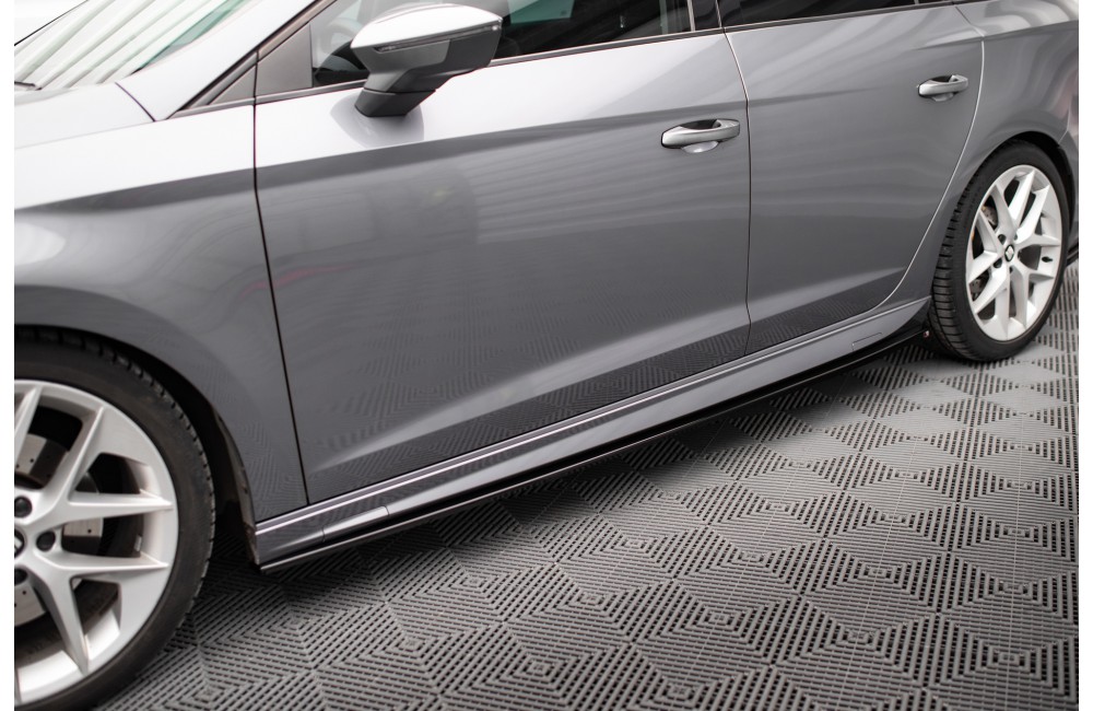Side Skirts Diffusers V.5 Seat Leon Cupra / FR / Standard Mk3 / Mk3 Facelift Side Skirts Diffusers V.5 Seat Leon Cupra / FR / Standard Mk3 / Mk3 Facelift
