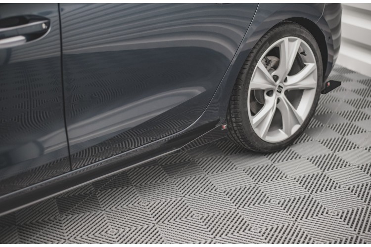 Street Pro Side Skirts Diffusers + Flaps Seat Leon FR Mk4
