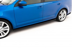 Side Skirts Diffusers Skoda Octavia RS Hatchback / Combi Mk3 / Mk3 Facelift