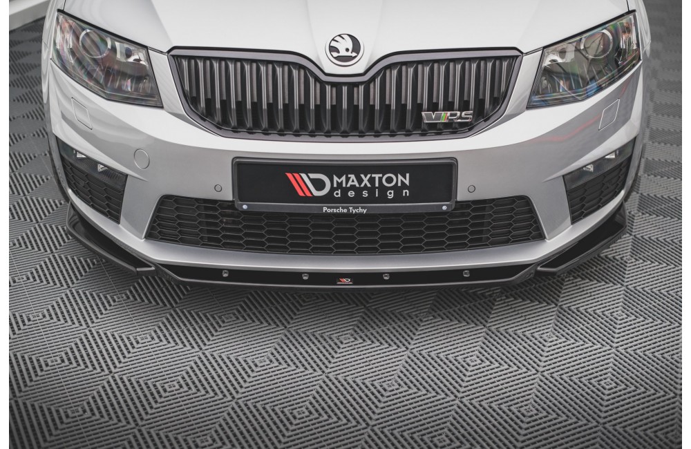 Front Splitter V.4 Skoda Octavia RS Mk3