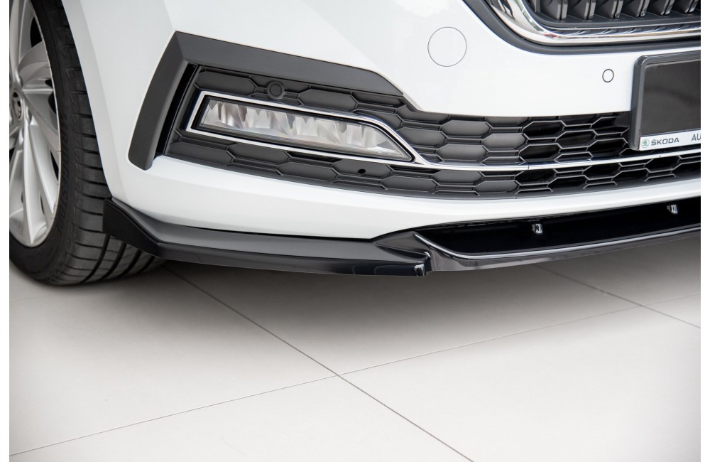 Front Splitter V.1 Skoda Octavia Mk4
