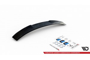 The extension of the rear window Skoda Octavia Liftback Mk4