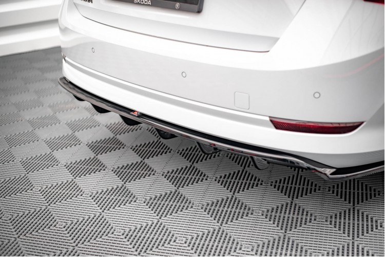Πίσω Splitter (με κάθετες ράβδους) Skoda Octavia Mk4