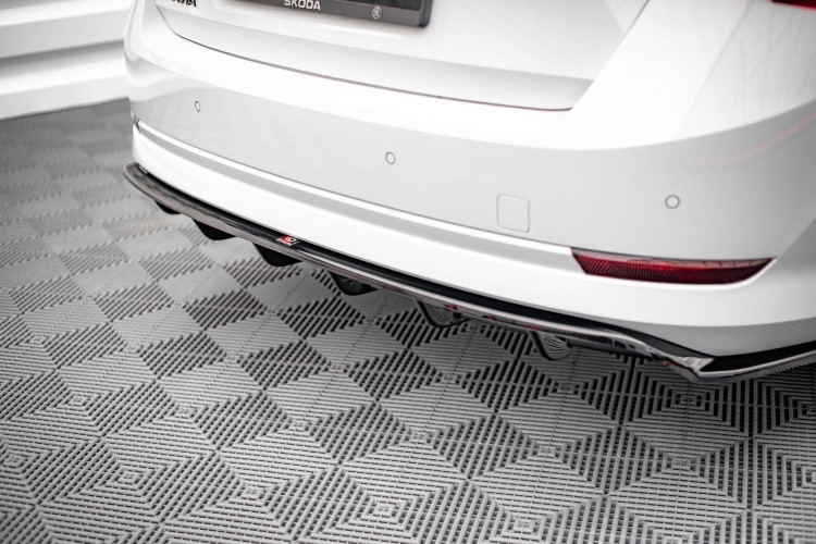 Πίσω Splitter (με κάθετες ράβδους) Skoda Octavia Mk4