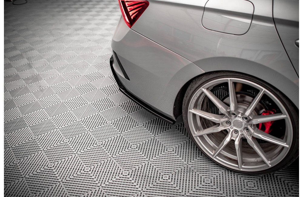 Rear Side Splitters V.3 Skoda Octavia RS Mk4