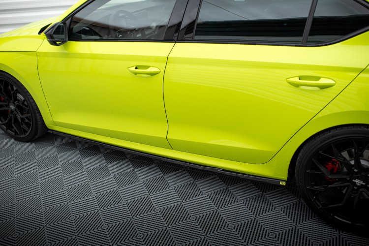Πλαϊνά μαρσπιέ Diffusers V.1 Skoda Octavia RS Liftback / Combi Mk4 Facelift