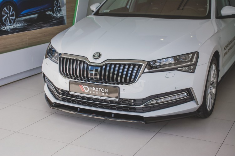 Πρόσθιο Splitter V.2 Skoda Superb Liftback / Combi Mk3 Facelift