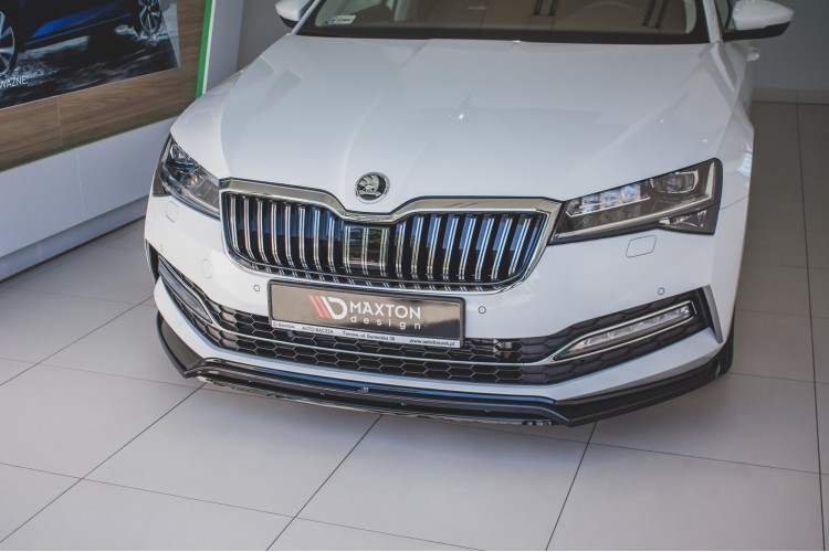 Πρόσθιο Splitter V.3 Skoda Superb Liftback / Combi Mk3 Facelift
