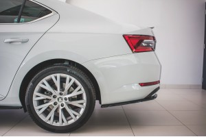 Rear Side Splitters Skoda Superb Liftback / Combi Mk3 Facelift
