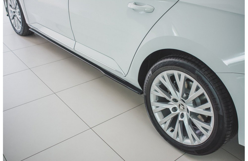 Side Skirts Diffusers Skoda Superb Liftback / Combi Mk3 Facelift